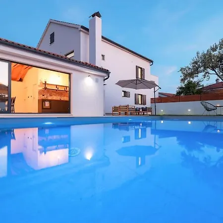 Villa Elaia Sukosan Exterior photo